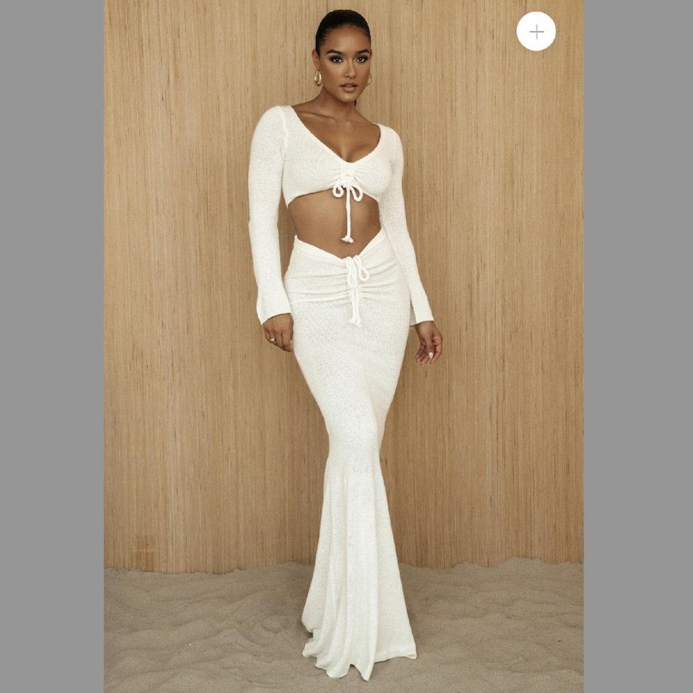 NWT - TWO-PIECE SKIRT SET